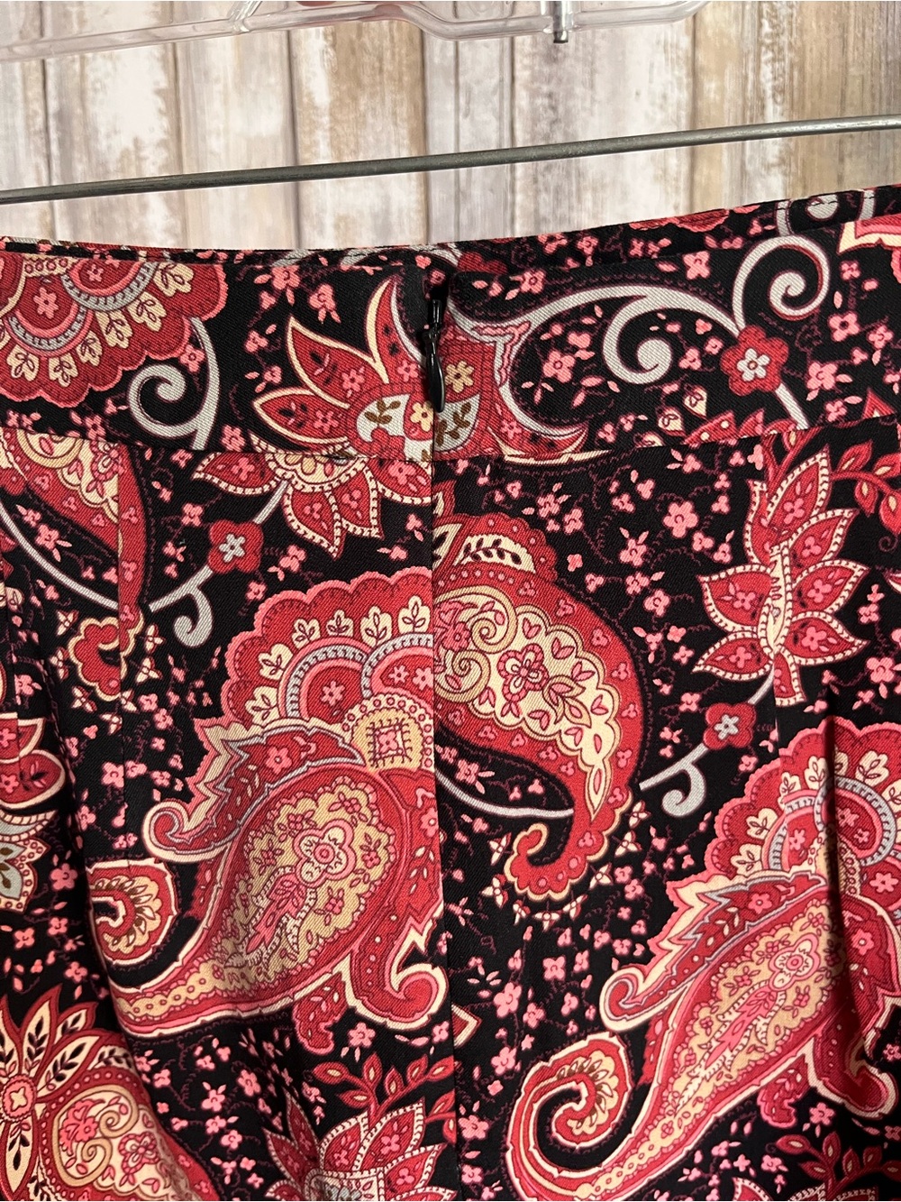 NWT Talbots Paisley Pencil Skirt Red Black Stretch Cotton Size 2 - Picture 6 of 7
